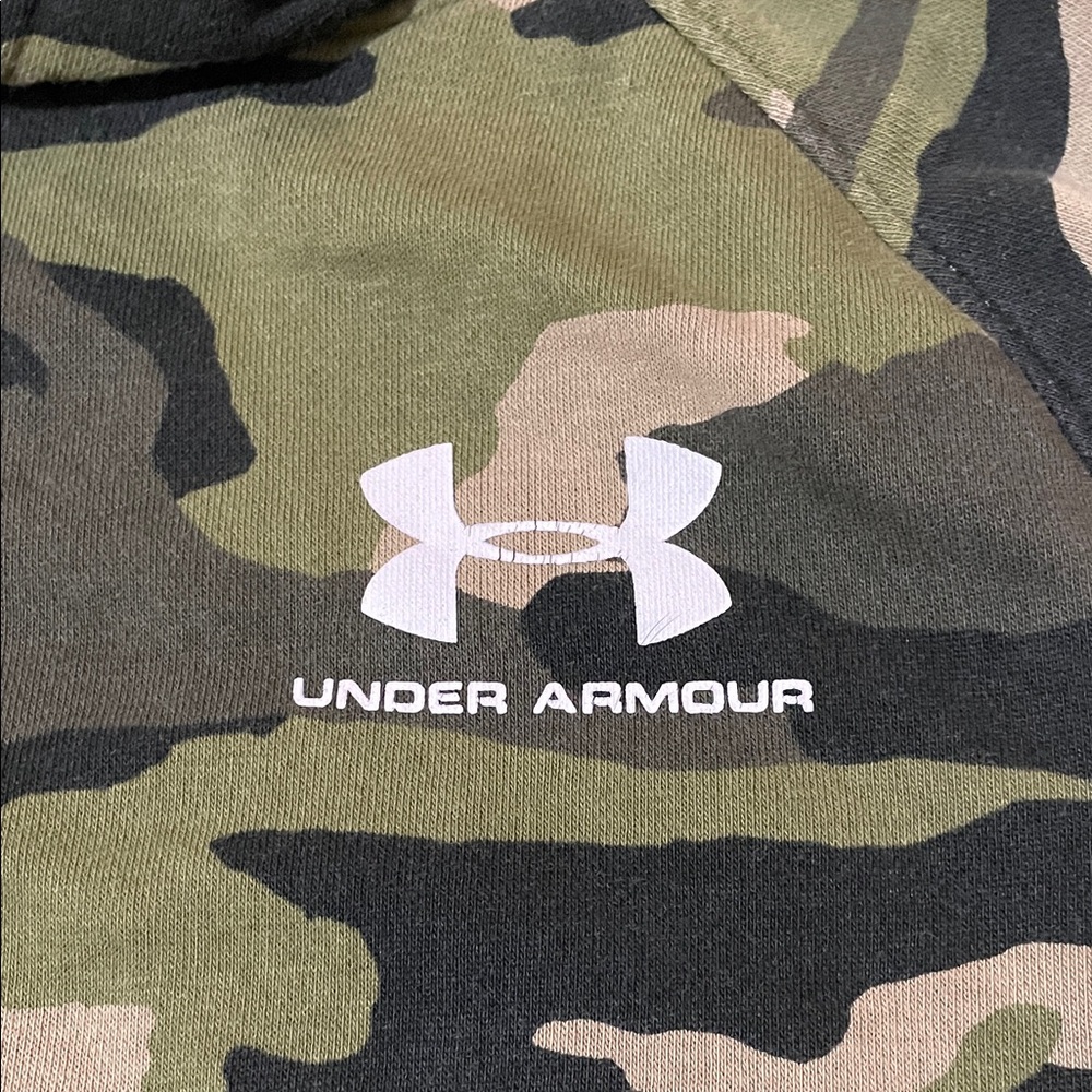 Under Armour Green and Black Camo Hoodie boys youth xl - Picture 2 of 4